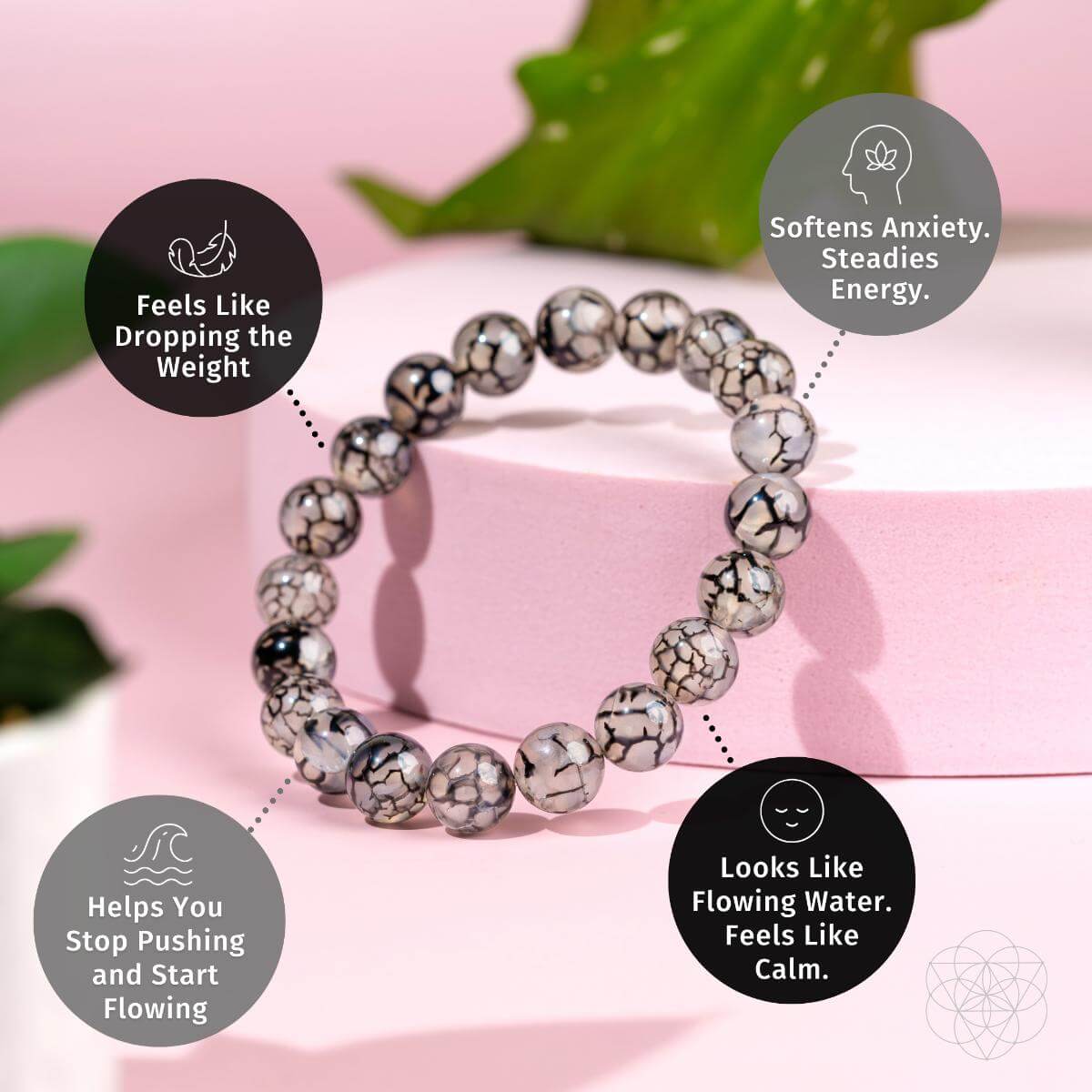 Decorative bracelet with beads on a pink background with text about its benefits.